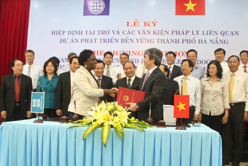 ลงนามข้อตกลงให้การช่วยเหลือโครงการพัฒนานครดานังอย่างยั่งยืน